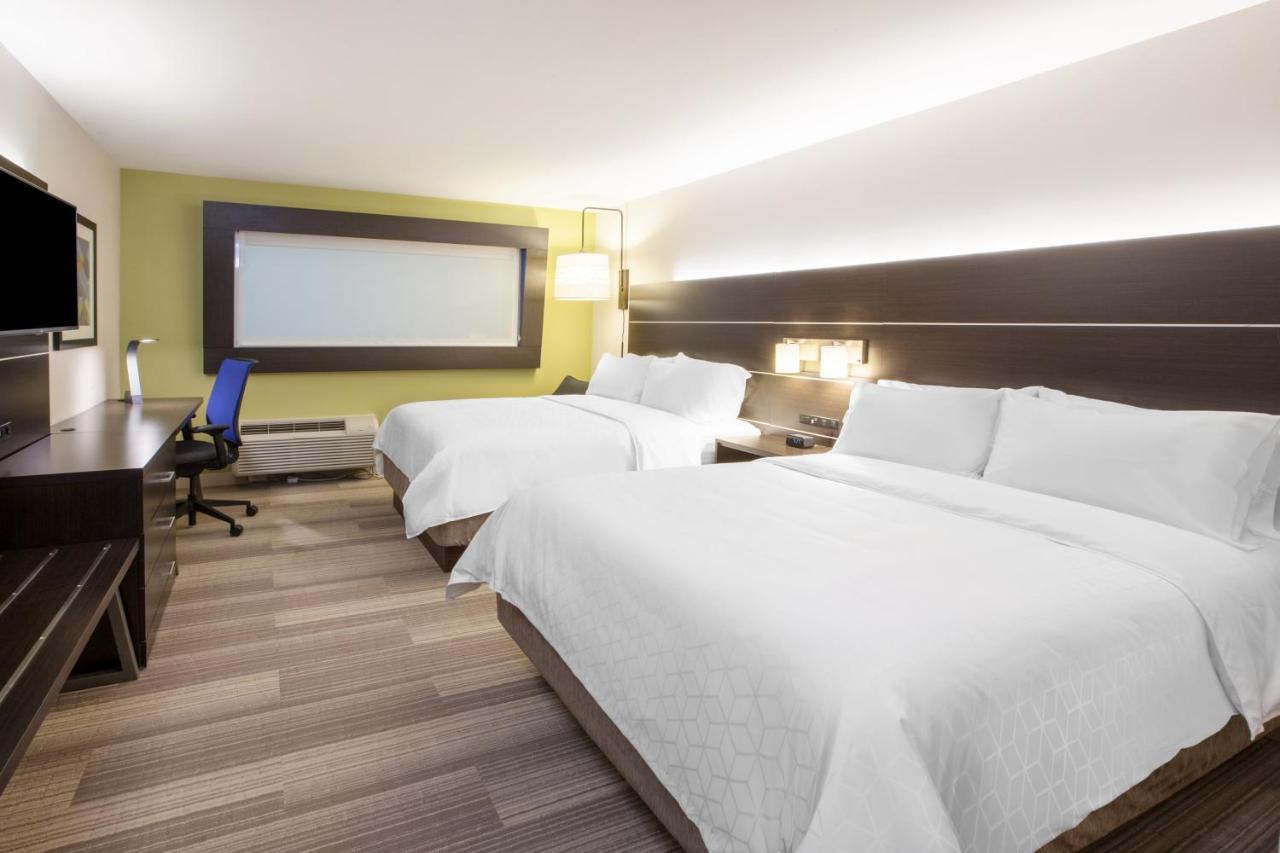 Holiday Inn Express & Suites Либерал Экстерьер фото